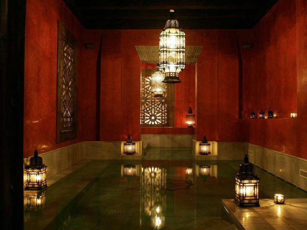 Loft Aire Sevilla Cathedral Bagian luar foto